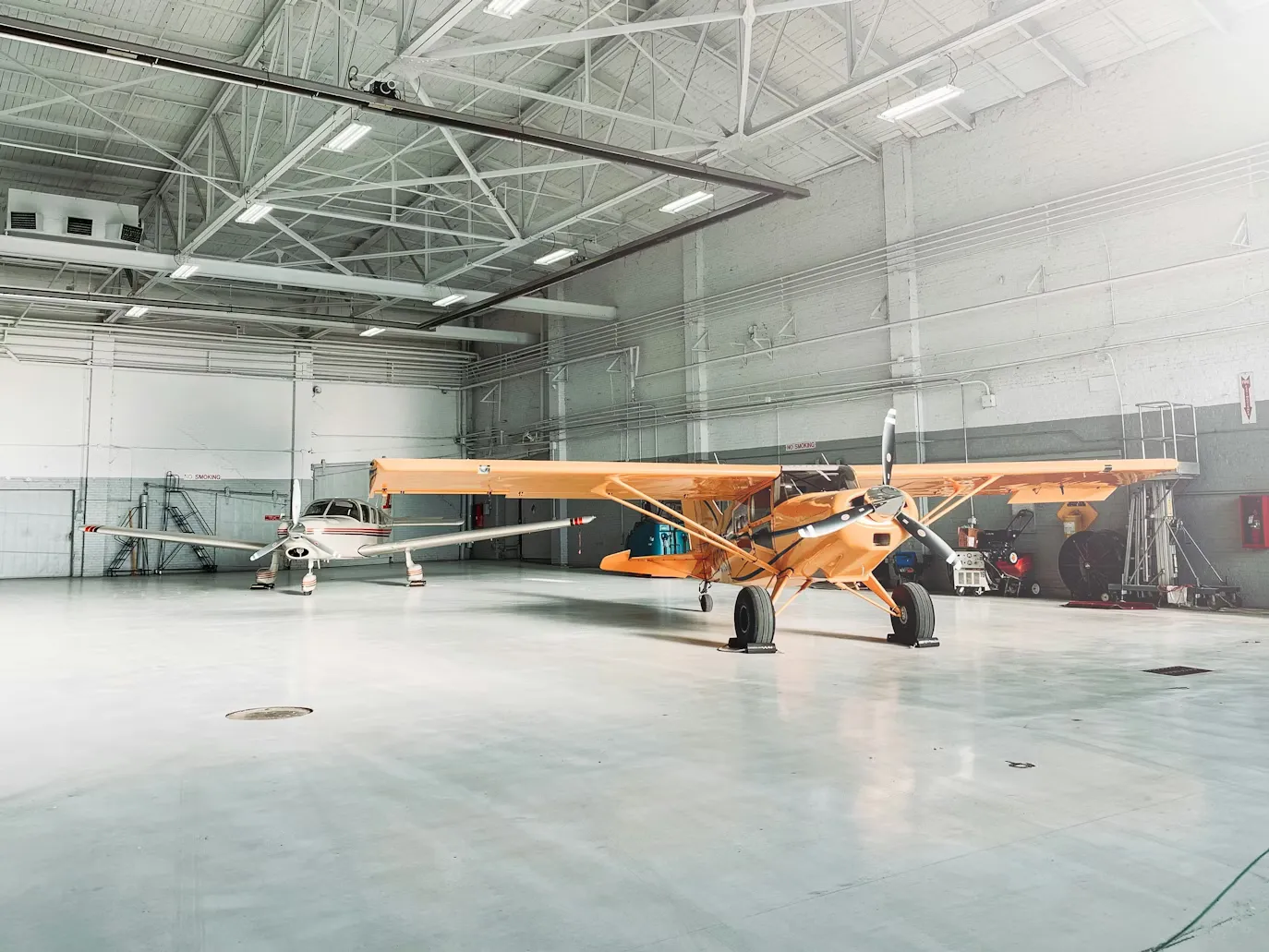 Aircraft maintenance hangar supporting multi-engine training
